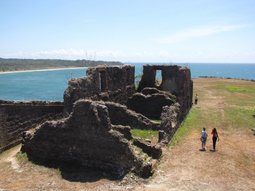 Architecture In Panama Image: Three travellers are near the San Lorenzo Fort. The section we're looking at is in ruins, and overlooks the sea. 